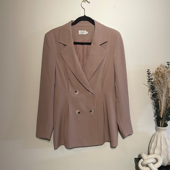 CHIC SINGED BLAZER from NA-KD - Picture 2 of 10